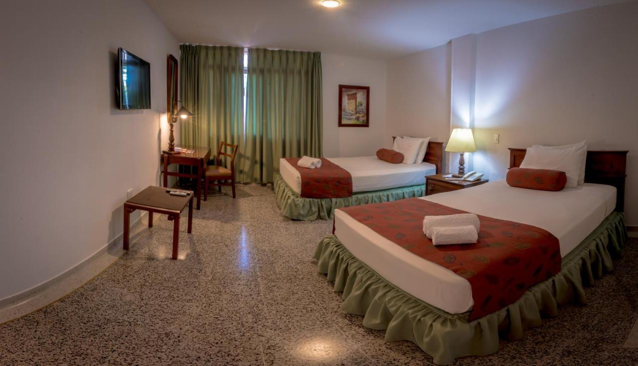 Hotel Chicala Neiva  Luaran gambar
